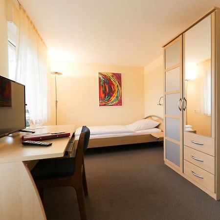 Hotel Albblick Bad Boll Kültér fotó